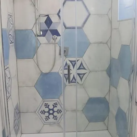 Enrica בית הארחה